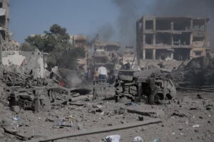 Muere un palestino en un ataque de Israel contra un campamento de refugiados en Gaza pese al alto el fuego