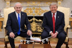 Netanyahu describe como "excelente" su encuentro con Trump en la Casa Blanca