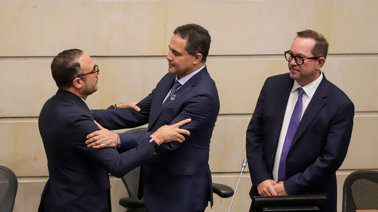 Nuevo presidente del Senado anuncia garantías totales a todos los sectores