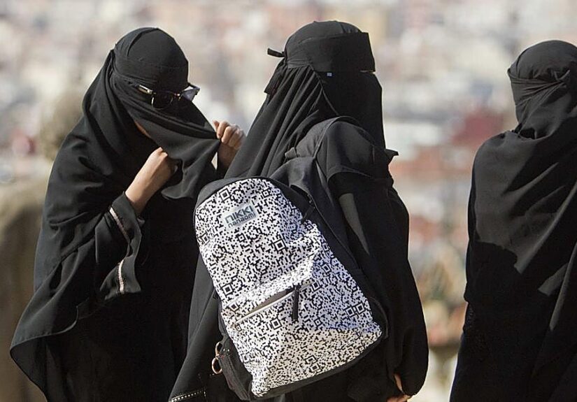 Portugal da luz verde a su ley que prohíbe el burka en espacios públicos