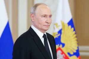 Putin afirma que Ucrania "perderá tarde o temprano" sus territorios occidentales