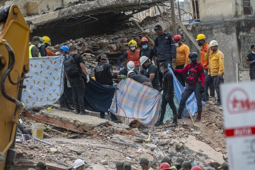 Rodríguez asegura que la etapa de búsqueda y rescate continúa en Venezuela tras elevar a 2.595 las víctimas mortales