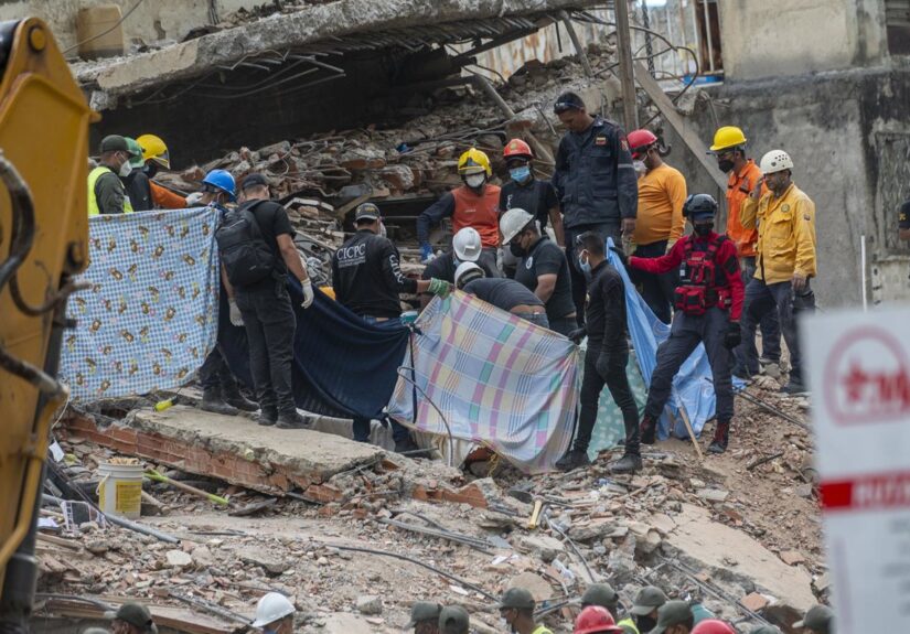 Rodríguez asegura que la etapa de búsqueda y rescate continúa en Venezuela tras elevar a 2.595 las víctimas mortales