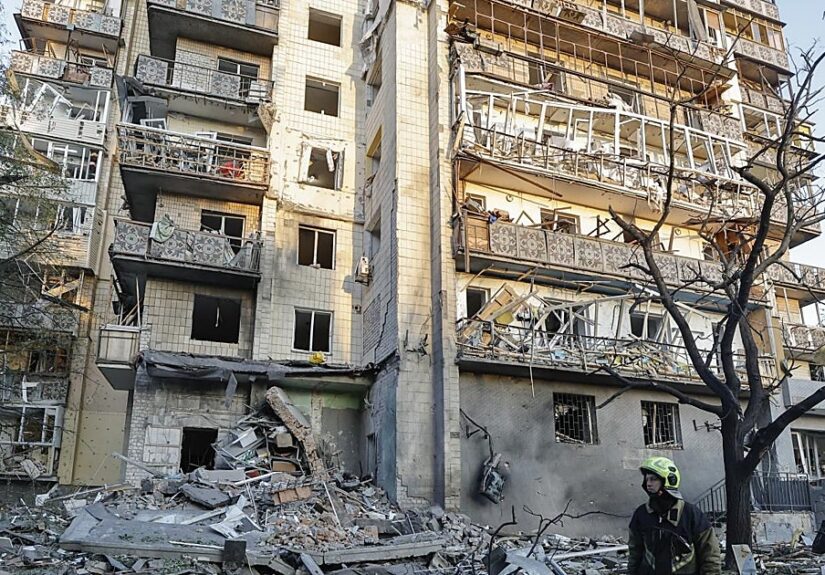 Rusia aprovecha la crisis de Gobierno de Zelenski para lanzar un gran ataque sobre Kiev