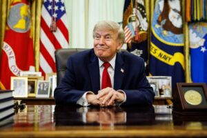 Trump asegura que Cuba se está "acercando" a Estados Unidos "después de muchas décadas"