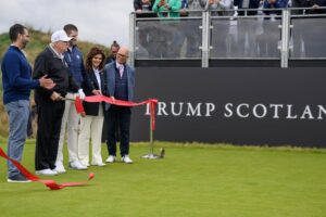 Trump da por hecho que Reino Unido explotará con Burnham el petróleo del mar del Norte