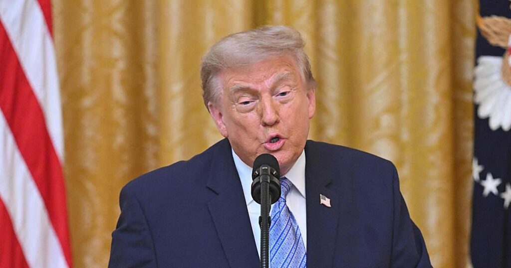 Trump desclasifica documentos de la CIA que demuestran el fraude electoral del chavismo