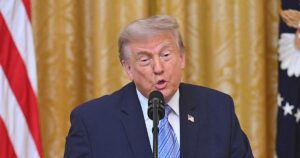 Trump desclasifica documentos de la CIA que demuestran el fraude electoral del chavismo