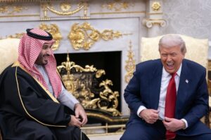 Trump y Bin Salmán tratan por teléfono la evolución de la guerra de Irán tras la nueva crisis de esta semana