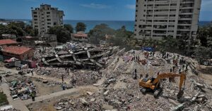Un régimen superado por la tragedia cifra en 4.000 los fallecidos por el doble terremoto en Venezuela