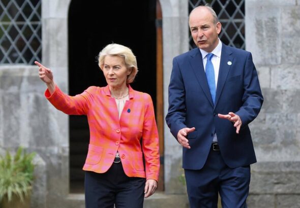 Von der Leyen recuerda que la suspensión del Acuerdo de Asociación con Israel "sigue en el tejado" de los 27