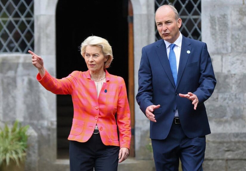 Von der Leyen recuerda que la suspensión del Acuerdo de Asociación con Israel "sigue en el tejado" de los 27
