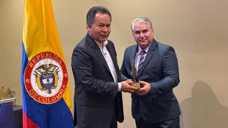 William Villamizar obtiene el título de 'Gobernador Solidario e Incluyente de Colombia 2026'