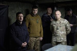 Zelenski destituye al comandante en jefe de las Fuerzas Armadas tras el cese del ministro de Defensa