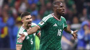 venció a Ecuador y avanzó a octavos del Mundial