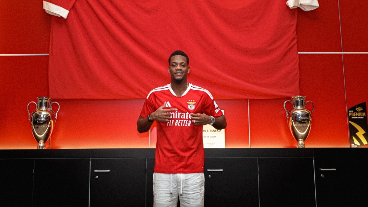 ¿El resurgir de Jhon Jáder Durán? El delantero colombiano ya fue presentado con el Benfica