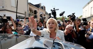 ¿Por qué todos los populistas intentan sacar partido de sus escándalos?