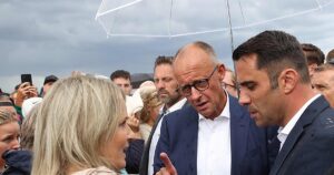 Abucheos al canciller Friedrich Merz en las campañas electorales del este alemán