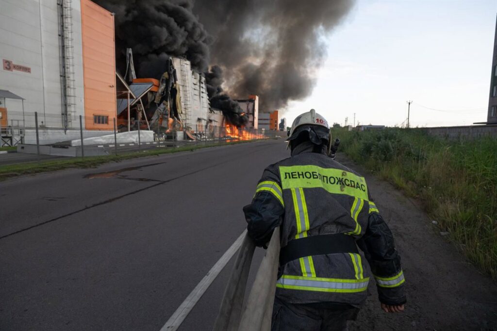 Al menos cinco muertos por un nuevo ataque de Ucrania contra las instalaciones del 'Amazon ruso' en Moscú