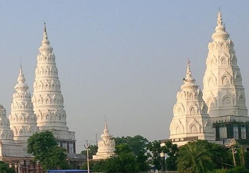 Al menos siete muertos por una estampida humana en un templo en el norte de la India