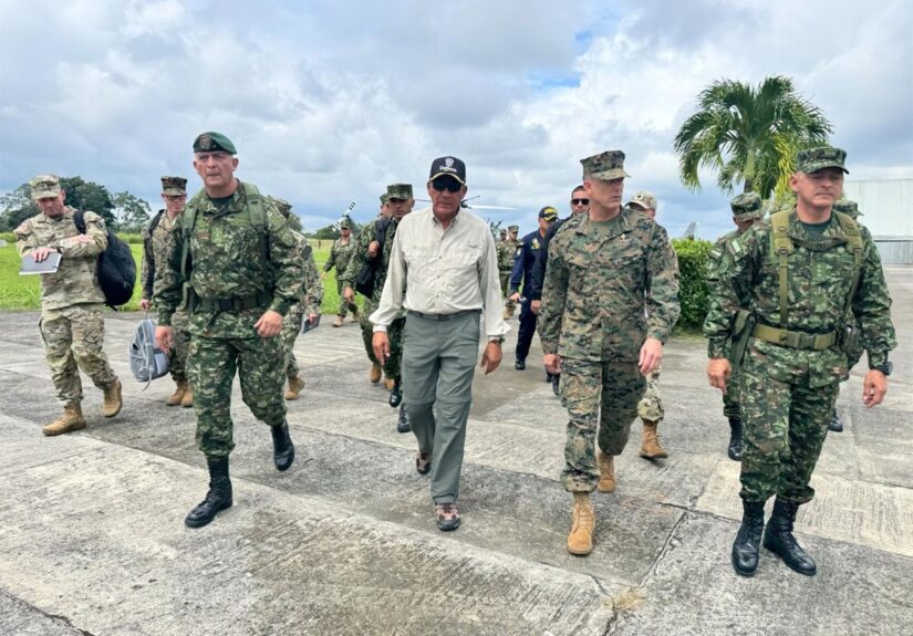 Colombia, Ecuador y EEUU refuerzan la cooperación contra el narcotráfico en una reunión en el Pacífico