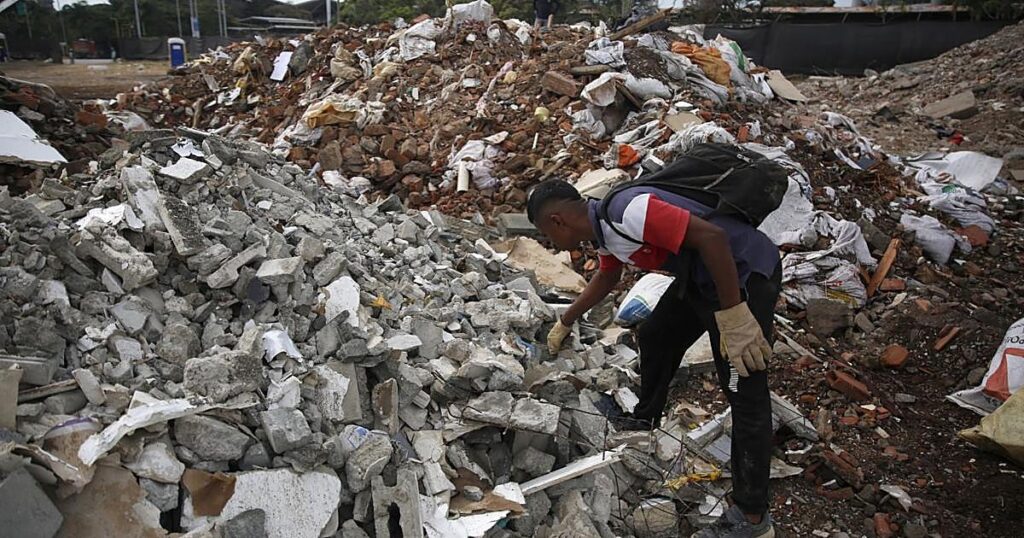 Colombia sufre un terremoto de 5,1 mientras se recupera de la devastación por el anterior de 7,4