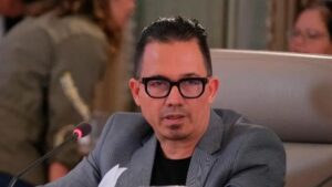 De la Espriella despidió de la UIAF a Wilmar Mejía, cercano a Petro e investigado por presuntos nexos con disidencias de las Farc