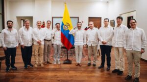 De la Espriella logra acuerdo con grandes bancos para ofrecer créditos al 8 % a damnificados por el terremoto