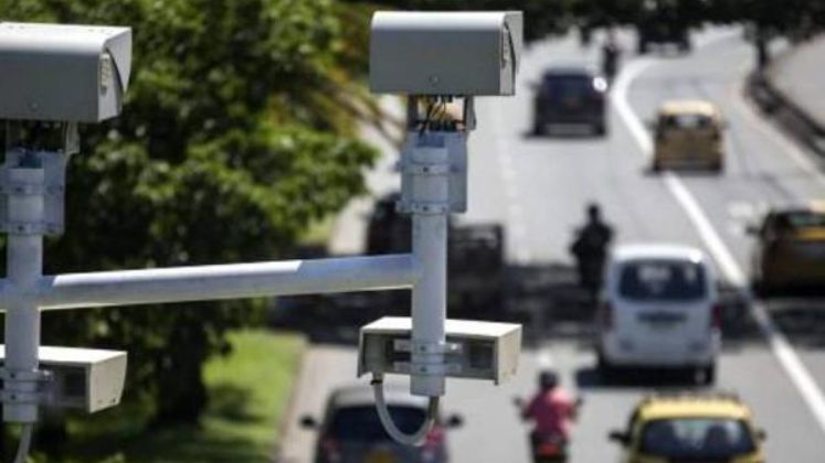 De la Espriella ordena revisar todas las fotomultas del país por posibles abusos e irregularidades