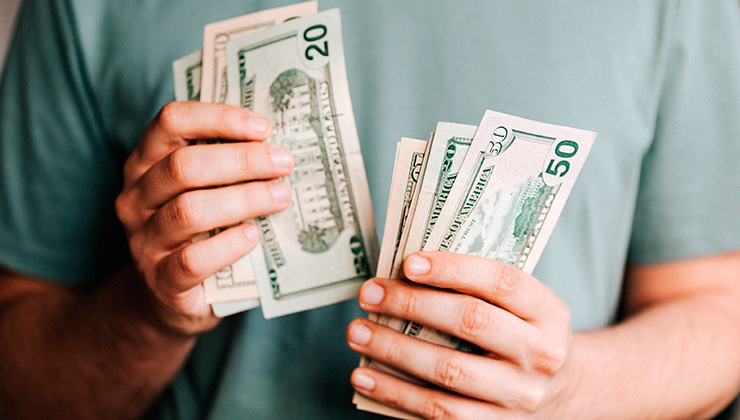 Dólar bajo en Colombia, ¿una oportunidad para comprar y endeudarse?