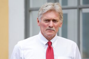 El Kremlin sostiene que algunos políticos en Ucrania buscan "pescar en aguas revueltas" pidiendo elecciones