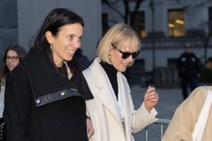 El Supremo de EEUU desestima por segunda vez revisar el fallo contra Trump por difamación a la escritora Jean Carroll