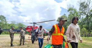 El lodo asfixia toda esperanza en Nepal