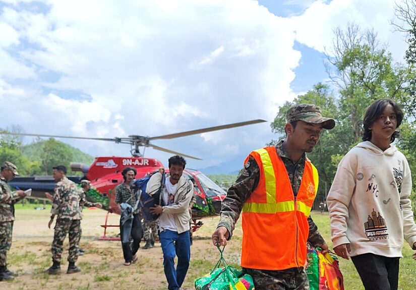 El lodo asfixia toda esperanza en Nepal