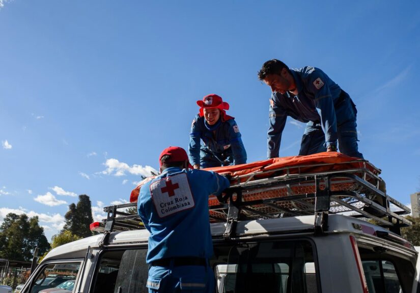 El presidente de Colombia anuncia un "plan especial" para Chocó, epicentro del terremoto de 7,4