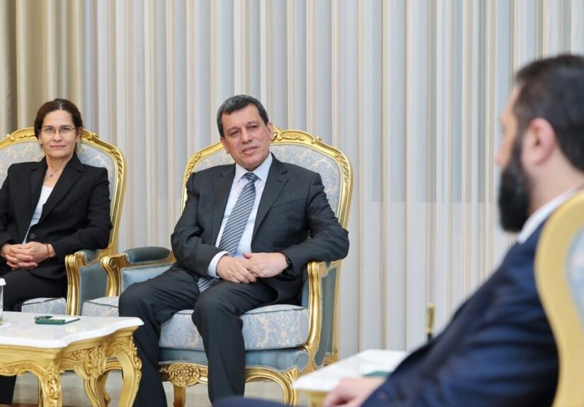 El presidente de Siria nombra al jefe de las disueltas milicias kurdo-árabes como su asesor