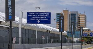 El principal aeropuerto de Venezuela reabrirá el 1 de septiembre tras los daños causados por el doble terremoto