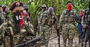 HRW acusa a TikTok y Facebook de promover contenido de grupos armados para reclutar niños en Colombia