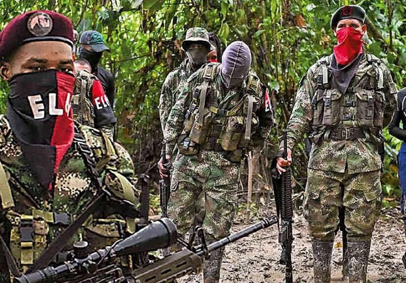 HRW acusa a TikTok y Facebook de promover contenido de grupos armados para reclutar niños en Colombia