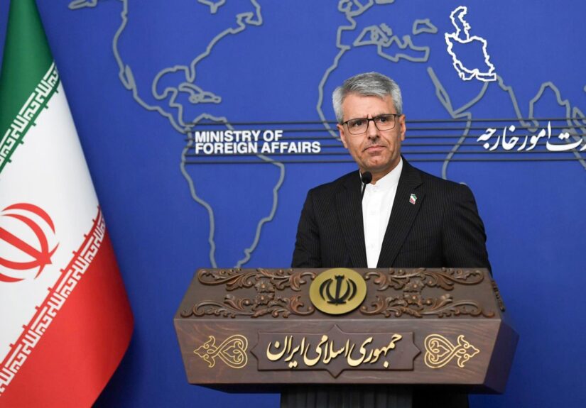 Irán ironiza con la guerra económica de EEUU y compara el anuncio con el "misión cumplida" de Bush en Irak