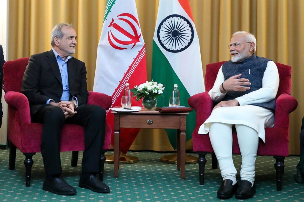 Irán señala que la guerra no beneficia a la región y pide a India "neutralizar" los efectos de sanciones de EEUU