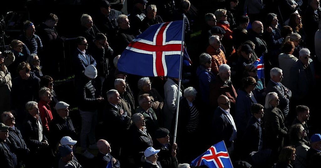 Islandia decide si reanuda el proceso de adhesión a la UE con una ligera ventaja del 'sí'