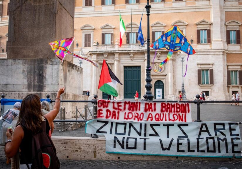 Israel advierte de que cualquier cometa o globo que sobrevuele Gaza será considerado un "acto terrorista"