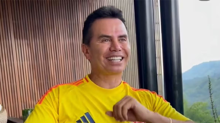 Jhonny Rivera habilitó su finca para ayudar a adultos mayores damnificados por el terremoto