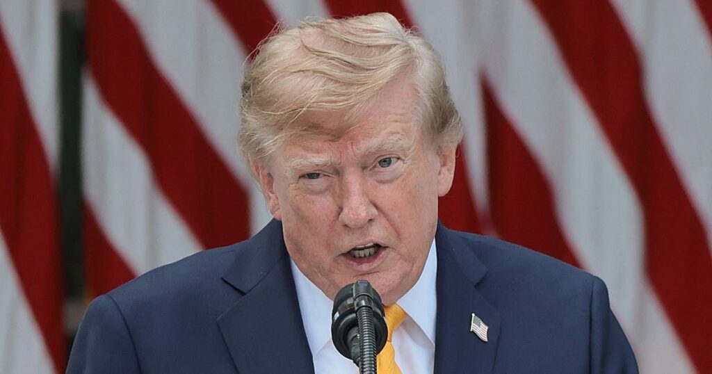La Corte Suprema de EE.UU. respalda la orden de Trump de restringir el voto por correo