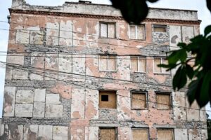 Las autoridades de Jersón instan a sus residentes a abandonar la ciudad ante los crecientes ataques de Rusia