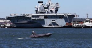 Las cámaras espía de los drones de última generación de la Marina Real británica enviaron datos a China