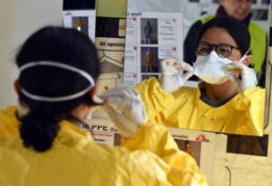 Los muertos por ébola en RDC rebasan ya los 2.200 y hay más de 4.700 casos confirmados