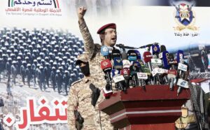 Los rebeldes hutíes reivindican ataques contra campamentos gubernamentales en Marib y Hadramut