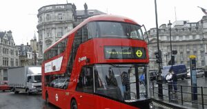 Más de 1.500 conductores de autobús van a la huelga en Londres por las condiciones de trabajo durante las olas de calor